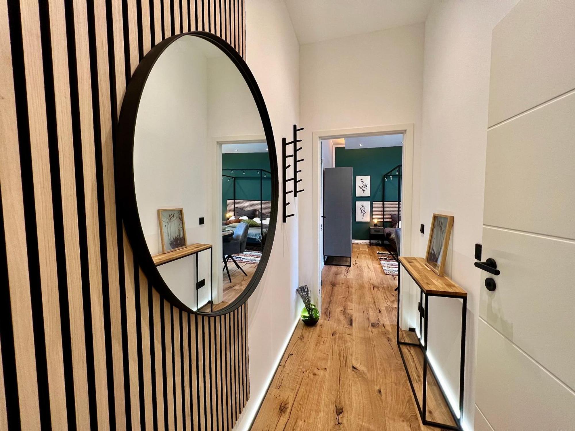 Edler Wohnraum Luxurioeses Studio Im Zentrum Mit Balkon, Kaffeevollautomat, Klima & Parkplatz Zwickau Dış mekan fotoğraf