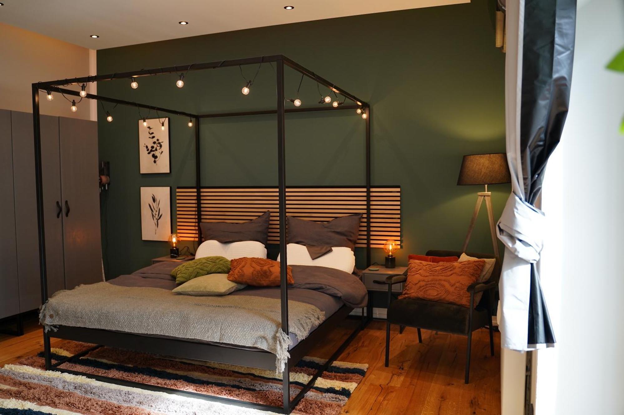 Edler Wohnraum Luxurioeses Studio Im Zentrum Mit Balkon, Kaffeevollautomat, Klima & Parkplatz Zwickau Dış mekan fotoğraf
