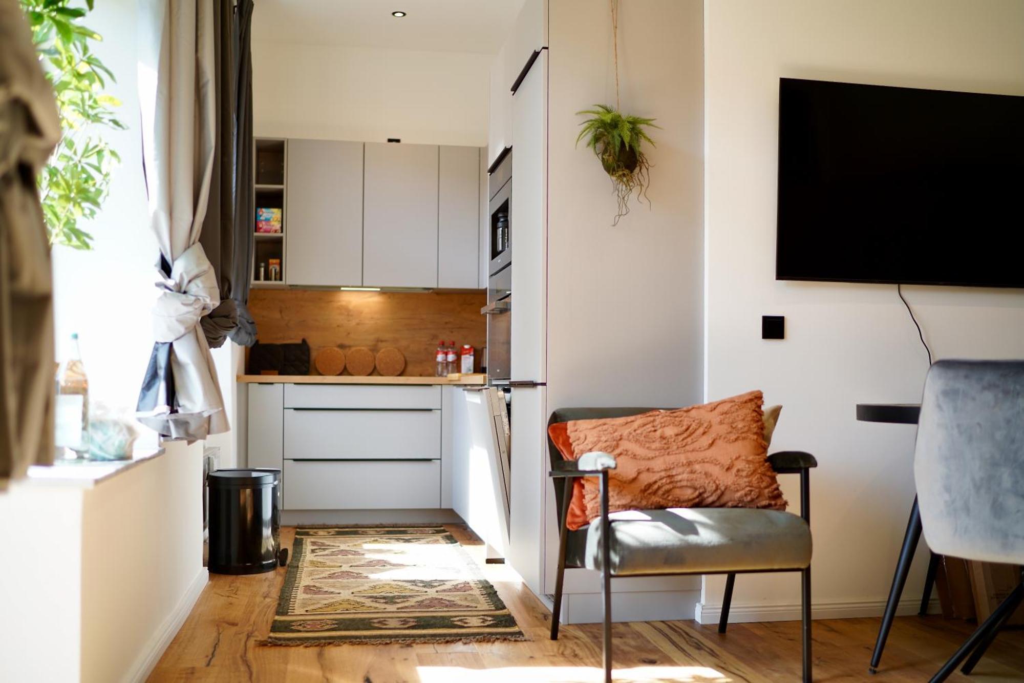 Edler Wohnraum Luxurioeses Studio Im Zentrum Mit Balkon, Kaffeevollautomat, Klima & Parkplatz Zwickau Dış mekan fotoğraf